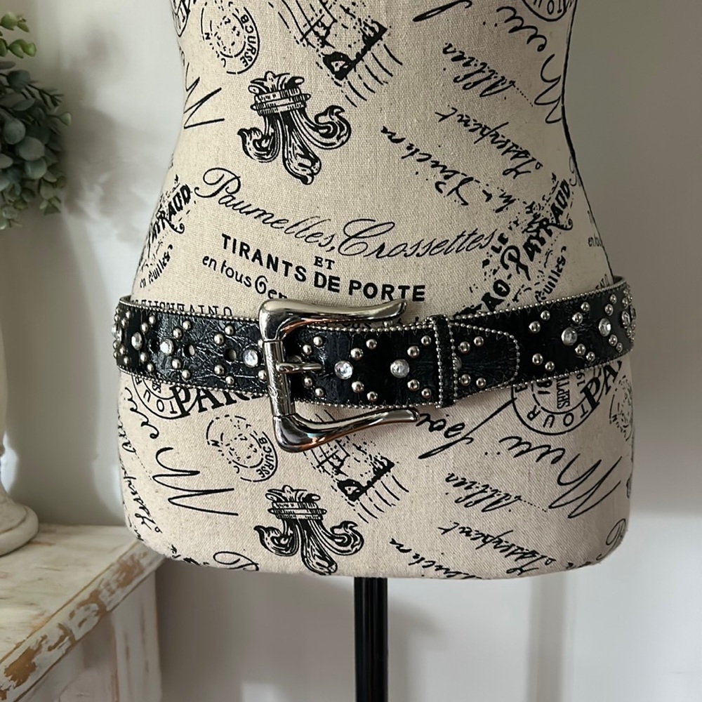 Guess Y2K Bedazzled Glitzy Gem Belt size S
